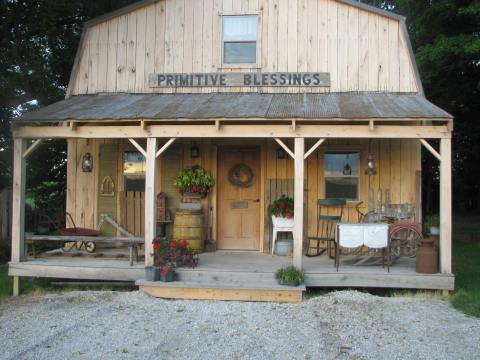 They Don't Make Antique Shops Like This Barn-Shaped Beauty In Indiana Anymore