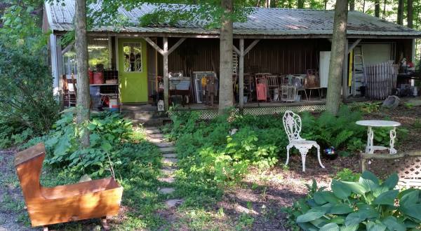 The Deep Woods Antique Store In Indiana You’ll Get Lost In For Days