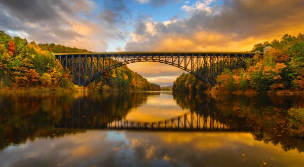 This Massachusetts River View Is The Coolest Thing You’ll Ever See For Free