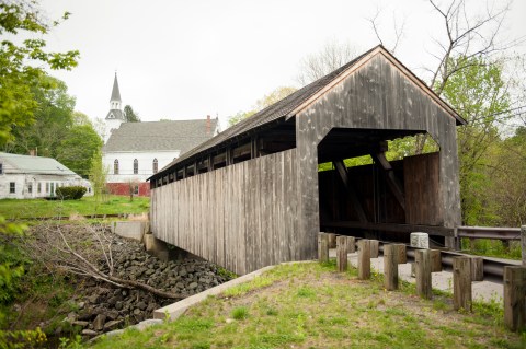 6 Undeniable Reasons To Visit The Oldest Covered Bridge In Massachusetts