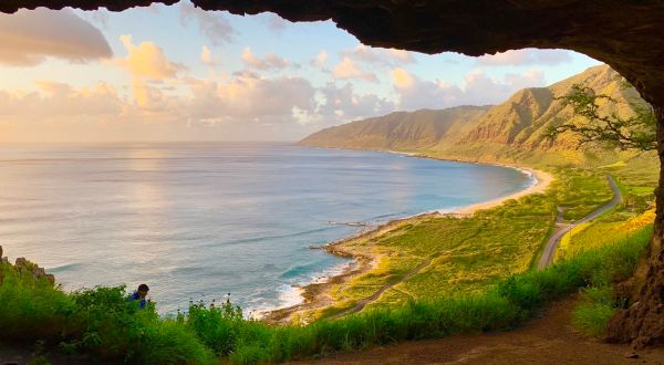 It’s Hard To Ignore The Beauty Of This Off-Limits Cave Hike In Hawaii
