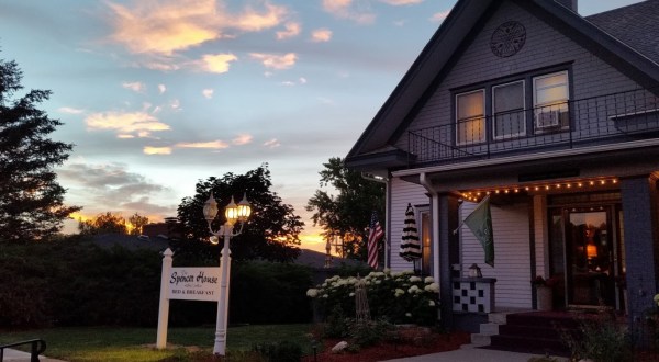 The Kansas Bed & Breakfast Where Your Overnight Stay Is A Dream Come True