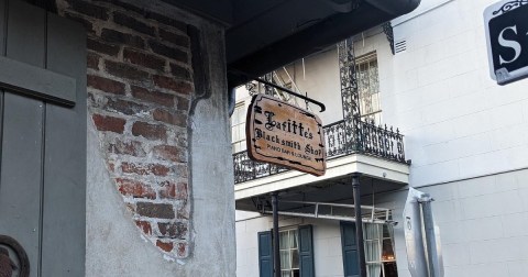 The Haunted Bar That’s Been Around Since Before New Orleans Was Even A City
