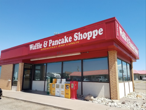 There's A Waffle And Pancakes Shoppe Hiding In New Mexico And It'll Make Your Breakfast Dreams Come True