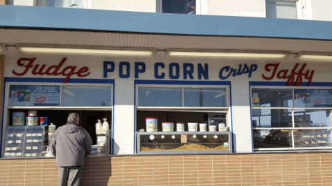 This Little Delaware Candy Shop Makes The Most Scrumptious Caramel Corn In The State