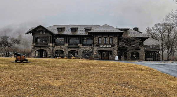 The Breathtaking Hotel That’s Tucked Away Inside Of This New York State Park
