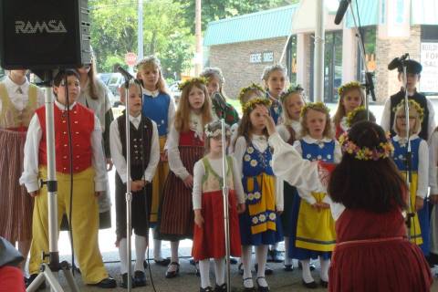 The Swedish Festival In Illinois That’s Full Of Authentic Delights