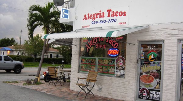 Some Of The Best Tacos In Florida Can Be Found Inside This Unassuming Restaurant
