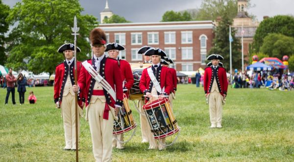 This Old Fashioned Spring Festival In Delaware Will Bring Out The History Buff In You