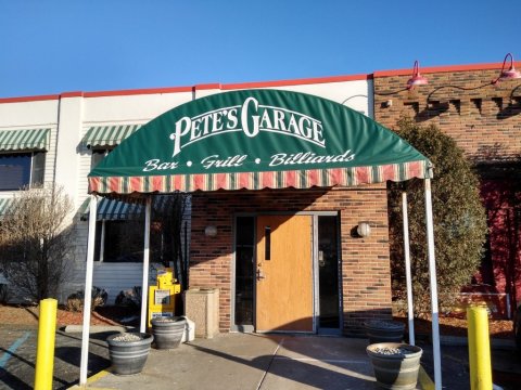This Eclectic Garage Restaurant In Michigan Is Such A Fun Place To Dine