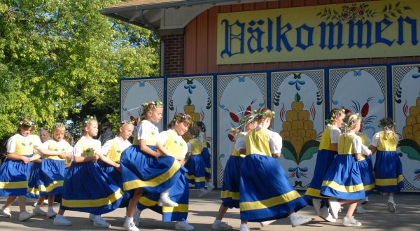 The Swedish Festival In Nebraska That’s Full Of Authentic Delights