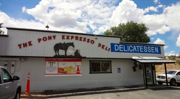The Incredible Nevada Restaurant That’s Way Out In The Boonies But So Worth The Drive