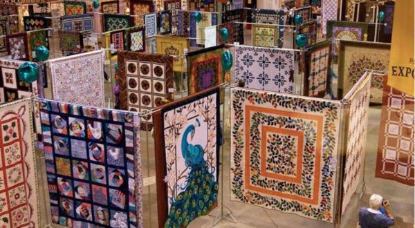 One Of The Largest Quilt Festivals In The U.S. Takes Place Each Year In This Tiny Town In Vermont