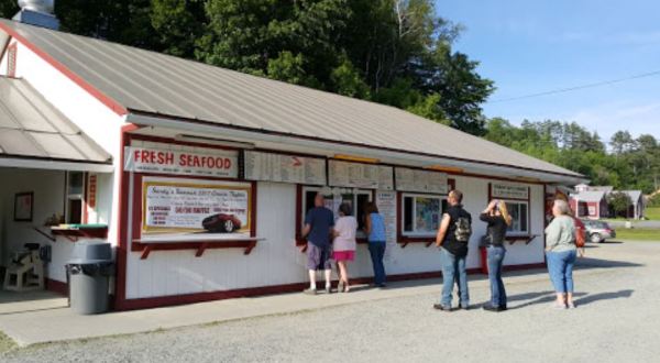 This Tiny Drive-In May Just Be The Best Kept Secret In Vermont