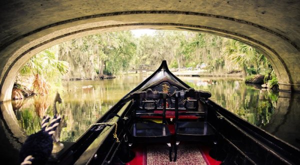 This Enchanting Gondola Ride In New Orleans Makes For A Picture Perfect Outing