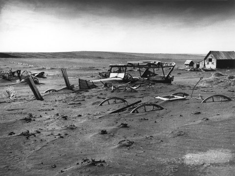 These 9 Never-Before-Seen Photos Of The Dust Bowl In South Dakota Will Shake You To Your Core