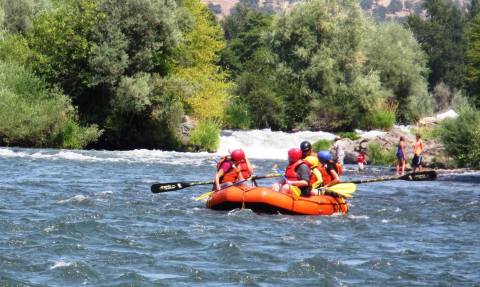 Take This Oregon River Float Tour For The Most Scenic Adventure Ever