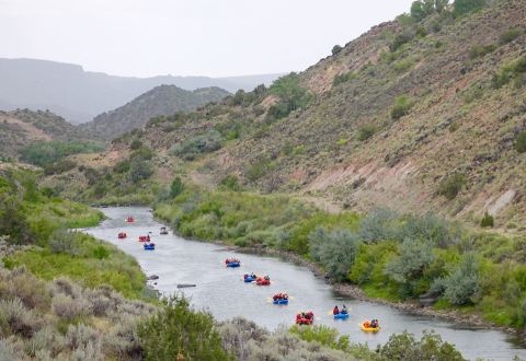 Paddle Into Spring On This Remarkable Raft Wine Tour In New Mexico