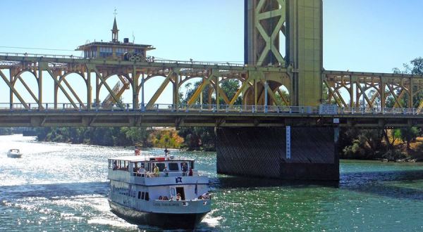The Whole Family Will Love A Ride On This Historic River Cruise In Northern California