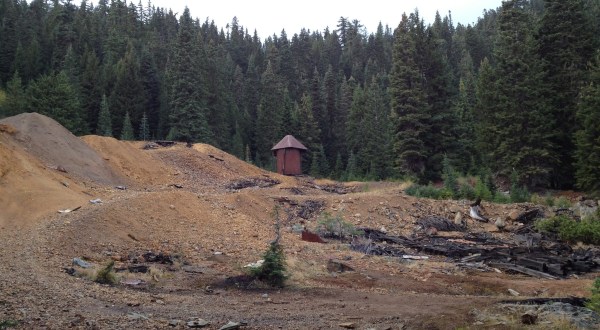 A Hike Along Bohemia Mountain Trail In Oregon Leads You Straight To An Abandoned Village