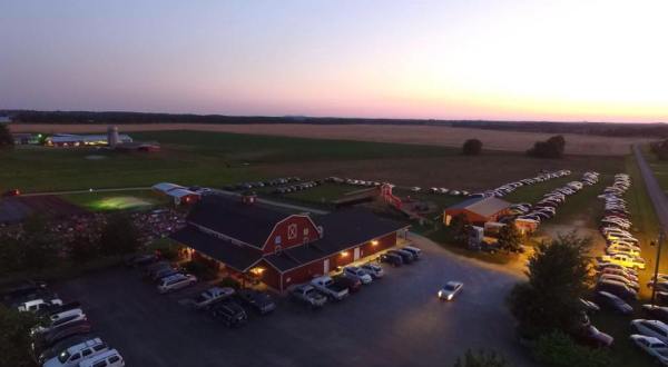 This Kentucky Farm Is Also An Outdoor Movie Theater And It’s Insanely Fun
