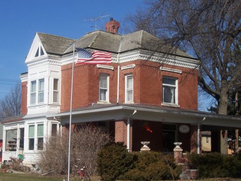 The Serene Bed And Breakfast In Nebraska Where You Can Unwind And Go Antiquing