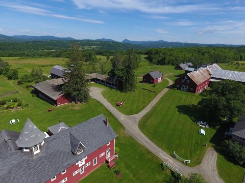 Visit This Charming Vermont Inn That's Also Animal Sanctuary For A One Of A Kind Experience