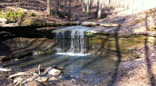 The Hike To This Little-Known Waterfall Near Pittsburgh Is Short And Sweet
