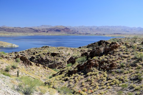 Most People Have No Idea There’s An Underwater Ghost Town Hiding In Arizona