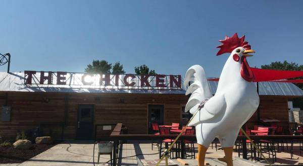 This Trailside Chicken Shack In Iowa Is Pure Poultry Paradise