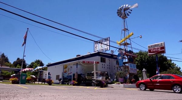 The Old Fashioned Drive-In Restaurant In Montana That Hasn’t Changed In Decades