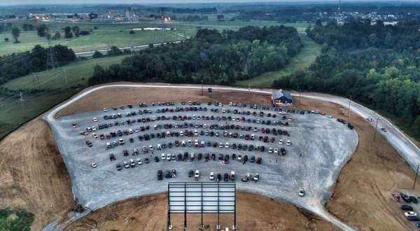 The Nostalgic Drive-In Movie Theatre In Kentucky That Will Take You Back To The Good Old Days