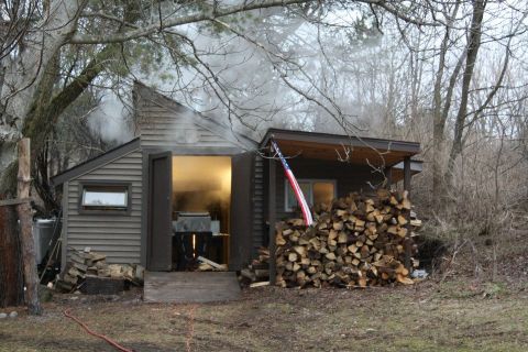 This Little-Known Sugar Shack Hiding In The Woods Has The Best-Tasting Maple In New York