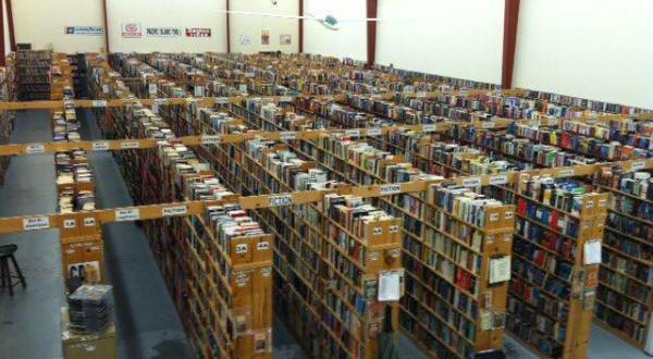 The Largest Used Bookstore In Hawaii Is Home To More Than Two Miles Of Books