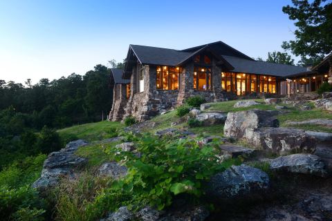 There's A Breathtaking Hotel Tucked Away Inside Of This Arkansas State Park