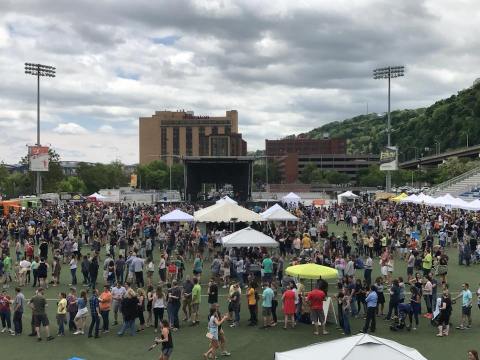 Treat Your Taste Buds To This Pittsburgh Taco Festival That's Mouthwateringly Delicious