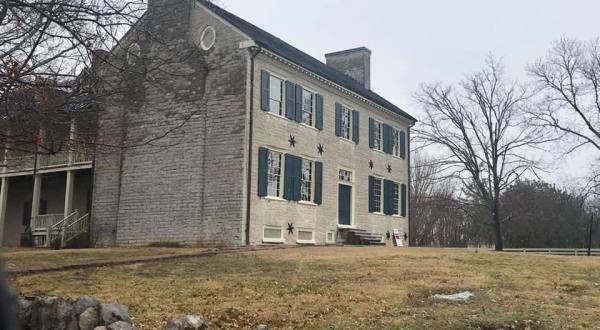 This House Near Nashville Is Among The Most Haunted Places In The Nation