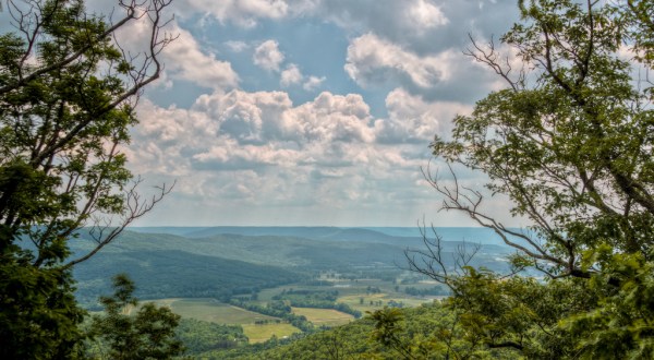7 Scenic Hikes In Nashville To Put On Your Spring Bucket List