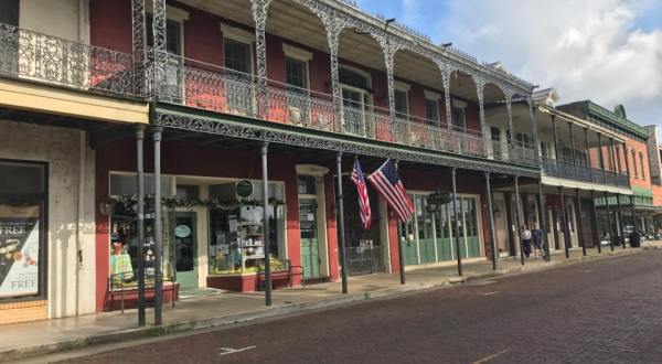 The Charming Town Of Natchitoches Has A 33-Block Historic District That Is Worth Exploring