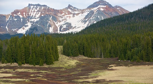 Here’s What The Real Middle Of Nowhere Looks Like In Colorado And It’s Absolutely Gorgeous