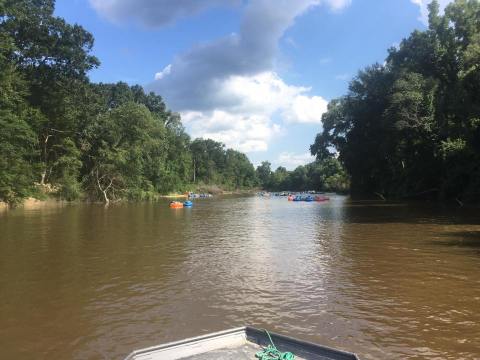 The River Campground Near New Orleans Where You’ll Have An Unforgettable Tubing Adventure