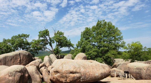 These Missouri Boulders Are The Coolest Thing You’ll Ever See For Free