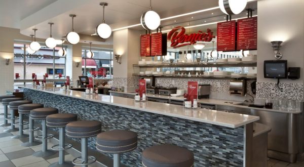 There’s A 50s-Style Diner At This Fancy Hotel In Montana, And It’s Amazing