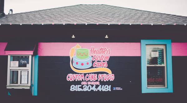 Get Your Sweets On The Go At This Adorable Drive-Thru Bakery In Illinois