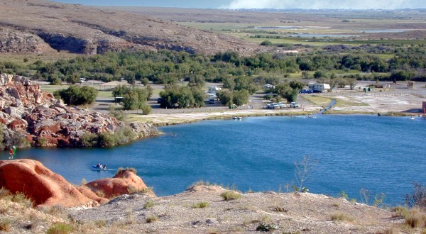 New Mexico Is Home To A Bottomless Lake And You’ll Want To See It For Yourself