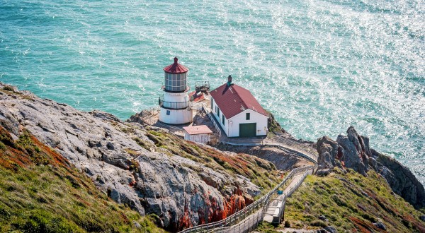 Summer Is The Perfect Time To Visit These 5 Iconic American Lighthouses