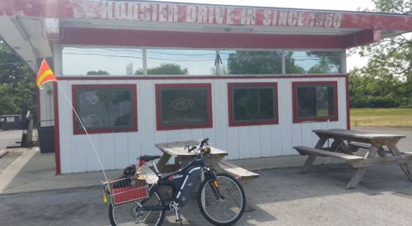The Old Fashioned Drive-In Restaurant In Indiana That Hasn’t Changed In Decades