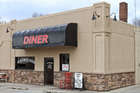 The Humble Little Restaurant Hoosiers Are Quietly Obsessed With