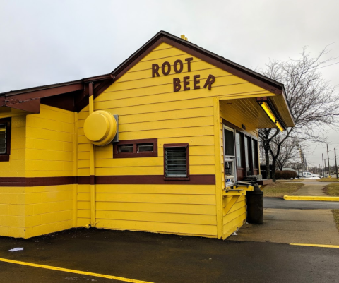 The Old Fashioned Drive-In Restaurant Near Detroit That Hasn’t Changed In Decades
