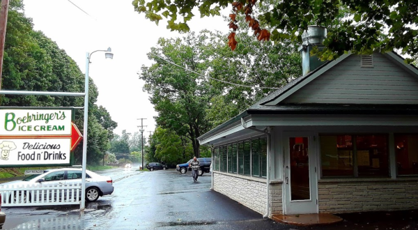 A Middle-Of-Nowhere Pennsylvania Drive-In, Boehringer’s Serves Mouthwatering Burgers And Shakes